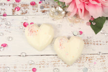 Load image into Gallery viewer, Wedding Favour Wax Melt Heart