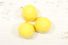 Load image into Gallery viewer, Lemongrass & Ginger Soy Wax Diamonds