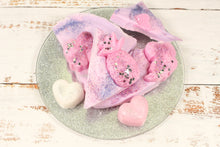 Load image into Gallery viewer, Wax Melt Brittle