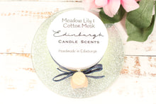 Load image into Gallery viewer, Meadow Lily & Cotton Musk Scoops