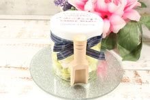 Load image into Gallery viewer, Meadow Lily & Cotton Musk Scoops